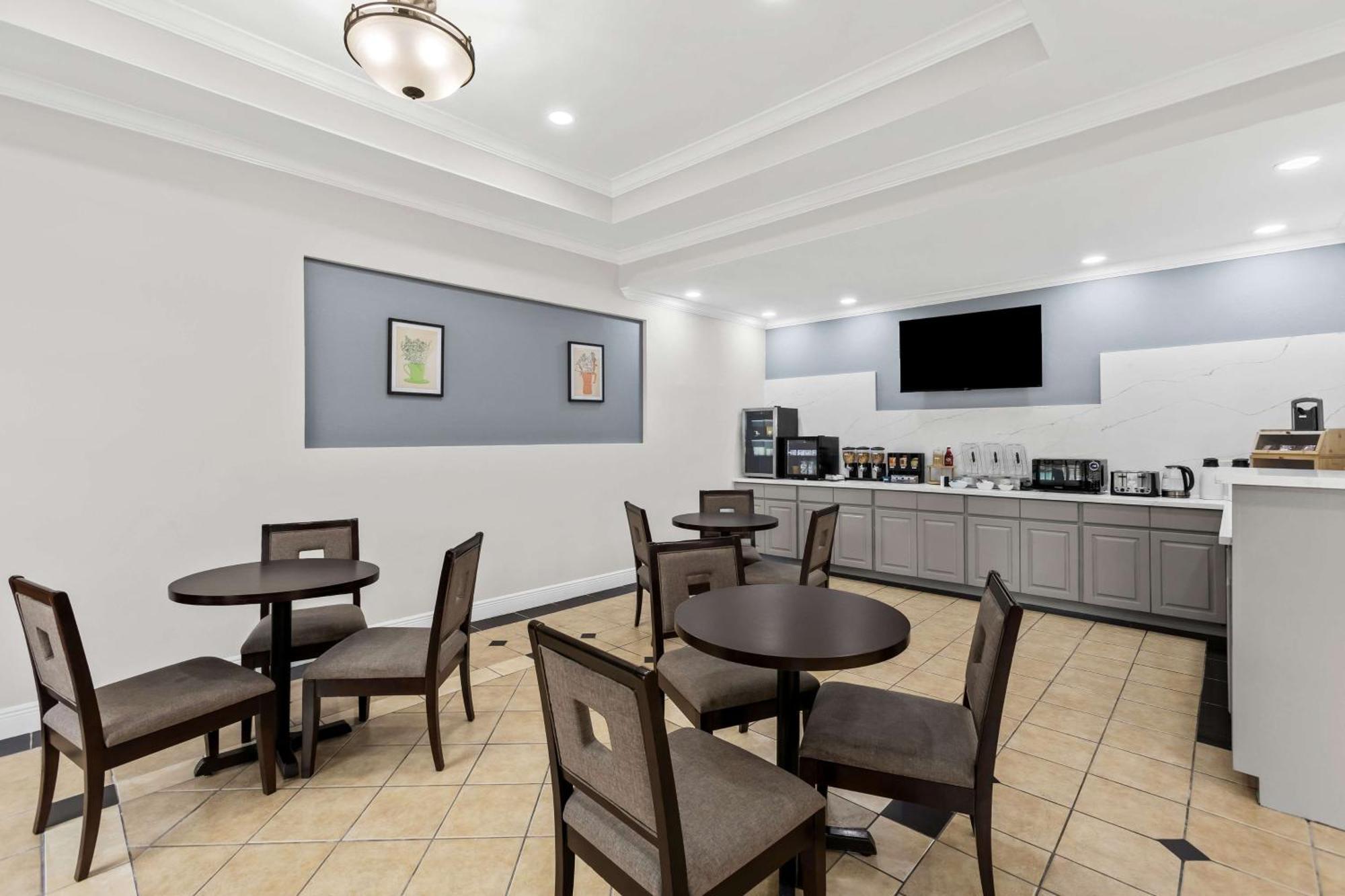 Sonesta Essential Beaumont Otel Dış mekan fotoğraf